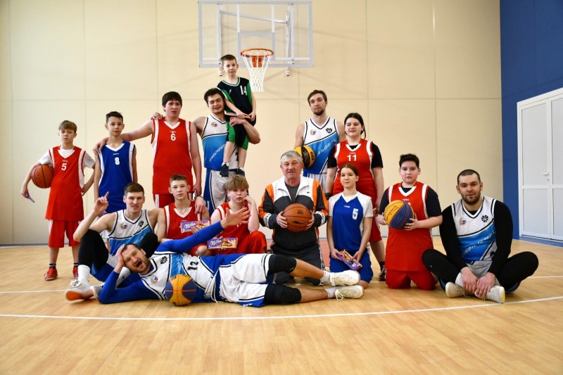 Работники АО "Транснефть – Север" провели мастер-класс для воспитанников Детского дома № 2 г. Ухты