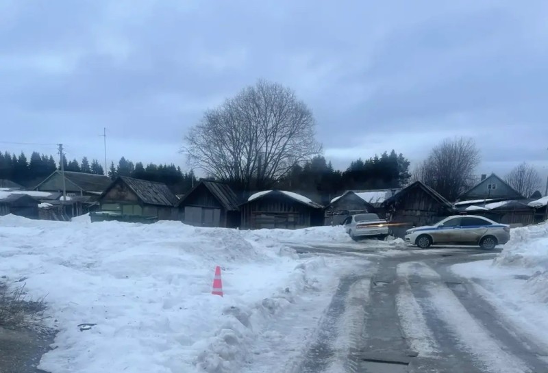 В Усть-Вымском районе нетрезвый водитель Nissan сбил пенсионера, пострадавший впал в кому