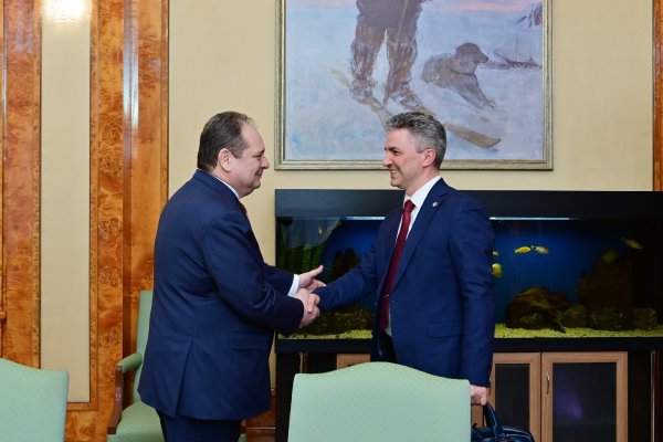 Ростислав Гольдштейн обсудил с руководством Северо-Западного ГУ Банка России ключевую ставку и финансовую доступность на селе

