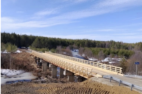 В Койгородском районе восстановили аварийный мост

 