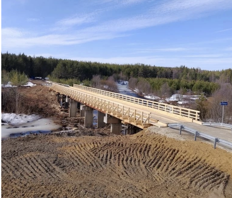 В Койгородском районе восстановили аварийный мост

 