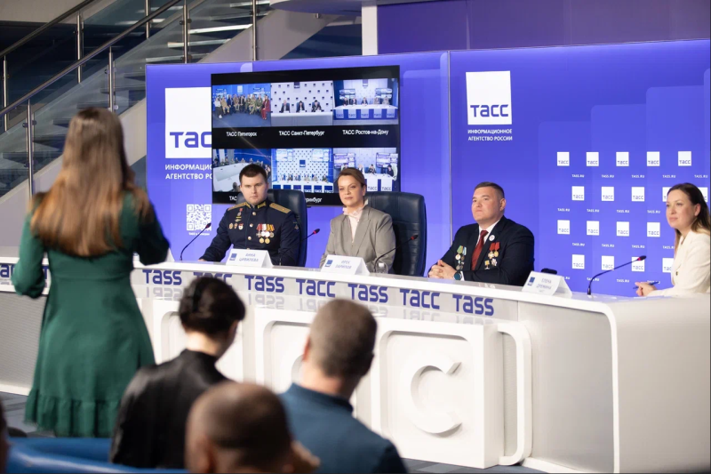 Фонд "Защитники Отечества" уже три года помогает ветеранам СВО и их семьям

