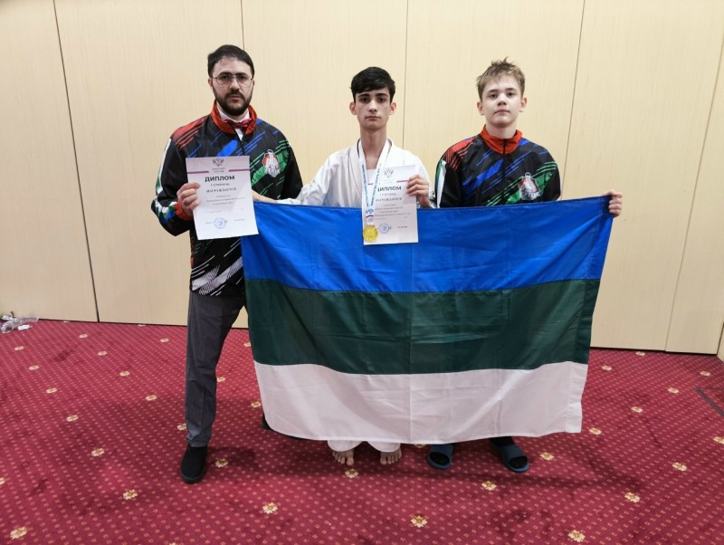 Тебриз Сеидов — победитель первенства России по всестилевому каратэ