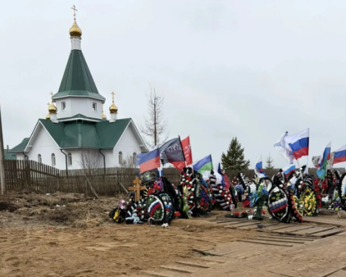 На Верхнечовском кладбище стартовал комплекс работ по благоустройству секторов захоронения участников СВО
