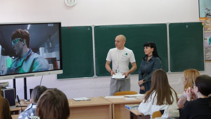 Два крупных кластера проекта "Профессионалитет" в Коми провели Единый день открытых дверей

