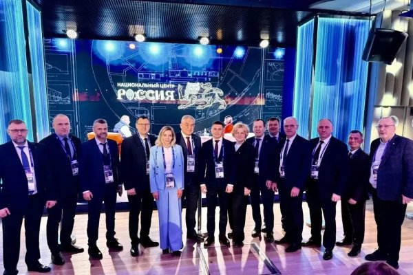 Дмитрий Медведев напомнил о роли муниципальных депутатов на Форуме 