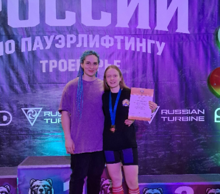 Спортсменки Коми завоевали серебро и бронзу на чемпионате России по пауэрлифтингу