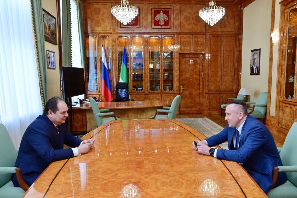 Ростислав Гольдштейн провёл рабочую встречу с заместителем главы ВРНС Михаилом Ивановым