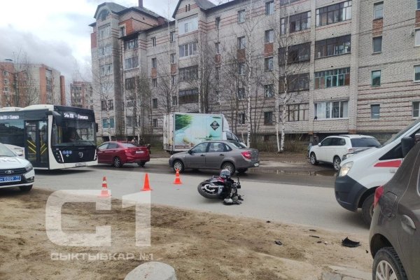 В Сыктывкаре произошло ДТП с участием мотоциклиста 
