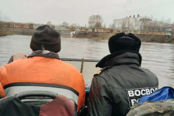 К поискам пропавшей на реке Ухте женщины подключилось Всероссийское общество спасания на водах  