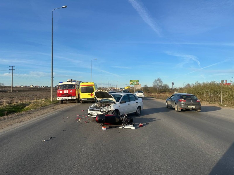 Водитель "Лады" не уступил дорогу при повороте - подробности смертельного ДТП со скутером в Сыктывкаре