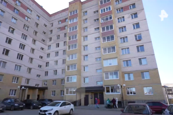 Жителям дальней Орбиты в Сыктывкаре пересчитали плату за недостаточно горячую воду, но проблема осталась