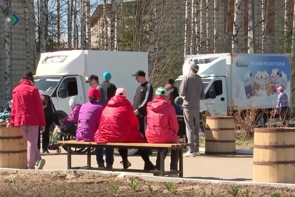 Кочпонский дом социального обслуживания получил партию молочной продукции от партии 