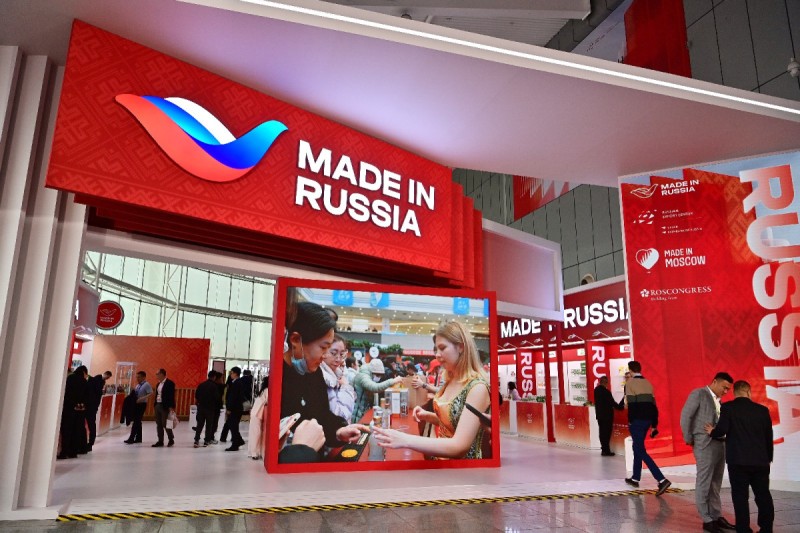 Китай продлит безвизовый режим с Россией на 2027 год

