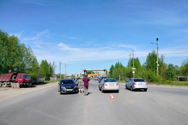Водитель Chevrolet не уступил дорогу и спровоцировал ДТП с пострадавшими в Эжвинском районе