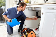 Вызов сантехника на дом: причины популярности услуги