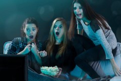 Почему люди отдают предпочтение фильмам ужасов